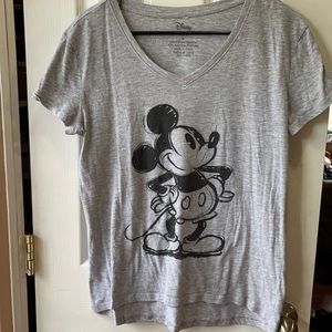 Women’s Disney Mickey v-neck shirt